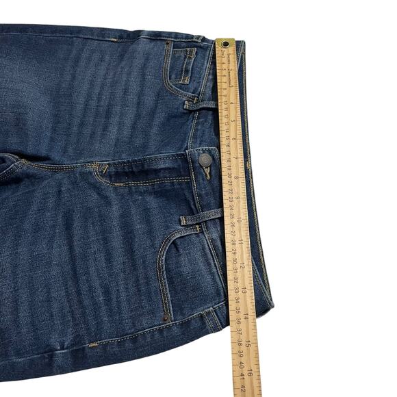 Old Navy Jean Shorts Womens Size 2 Bermuda Stretch Dark Wash Mid Rise Blue Denim - Picture 7 of 10